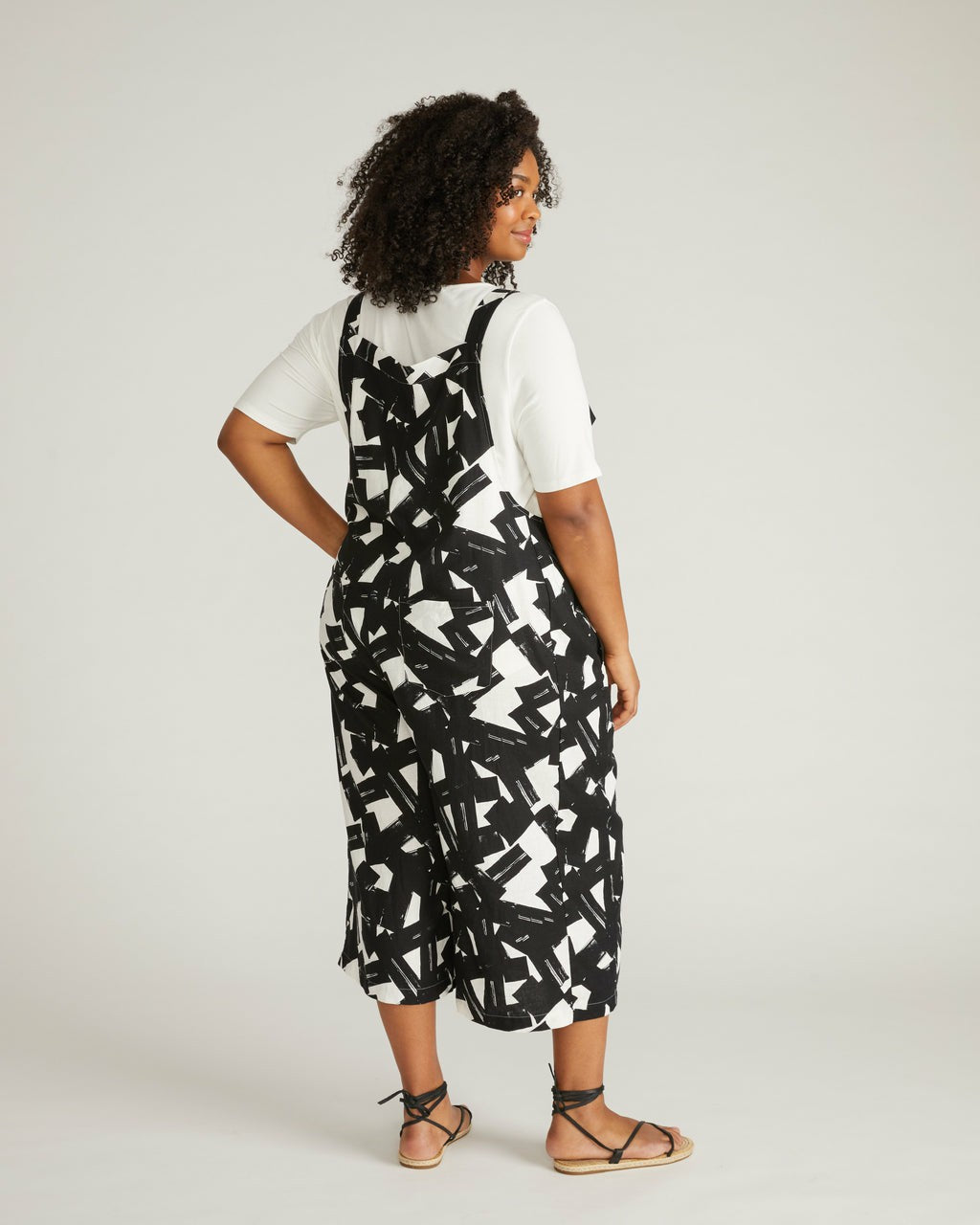 Universal Standard Kora Linen Blend Overalls - Santiago Print