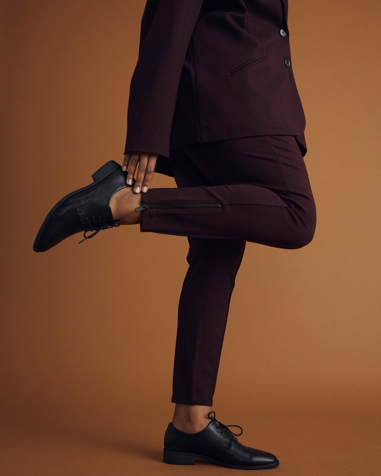 Universal Standard Moro Pocket Signature Ponte Pants - Black Cherry