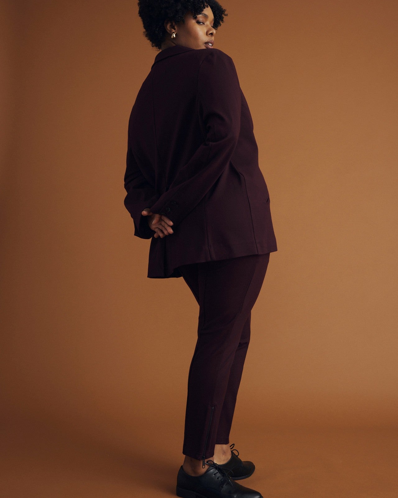 Universal Standard Moro Pocket Signature Ponte Pants - Black Cherry
