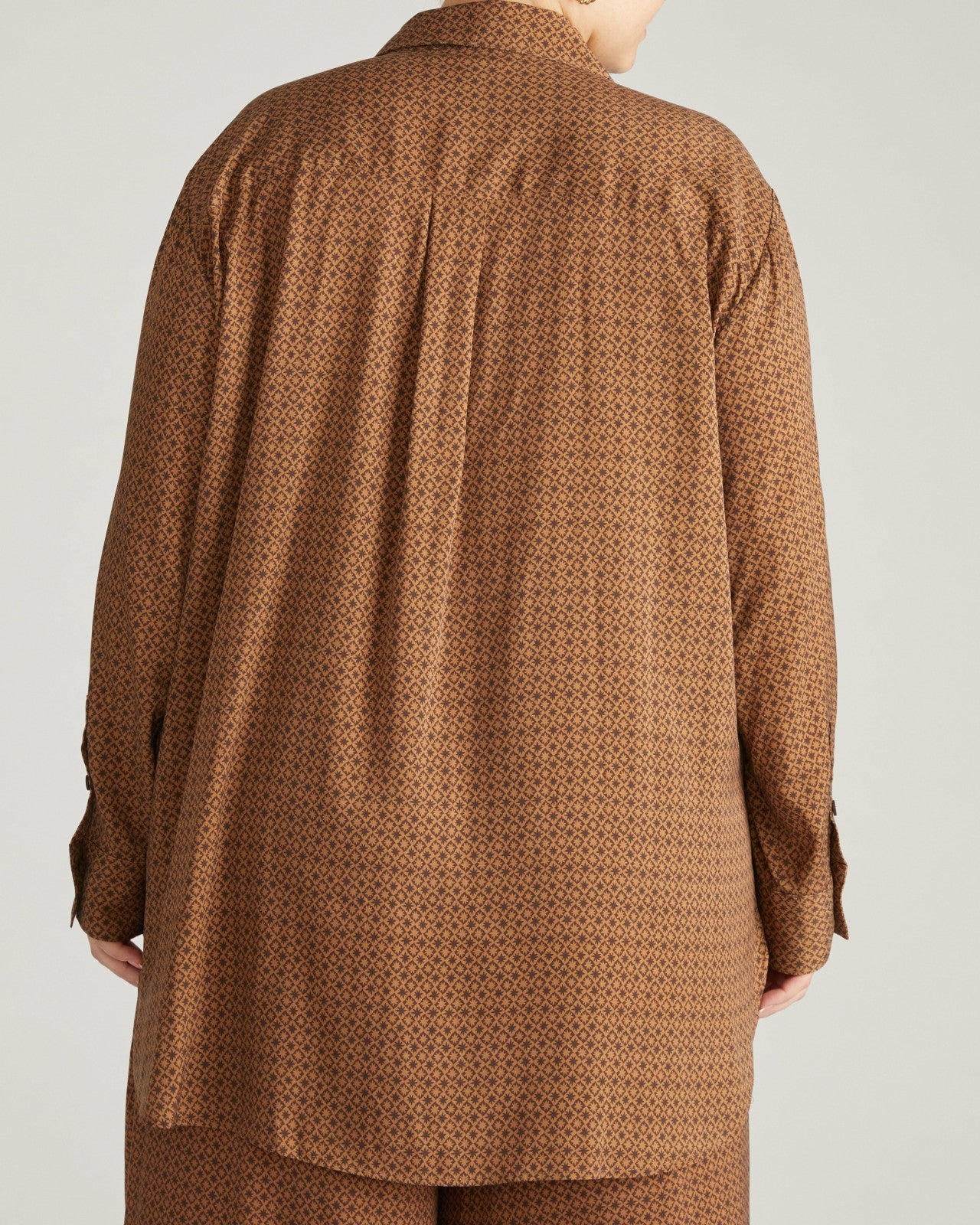 Universal Standard Cooling Stretch Cupro Artist Shirt - Brown Hacienda Print