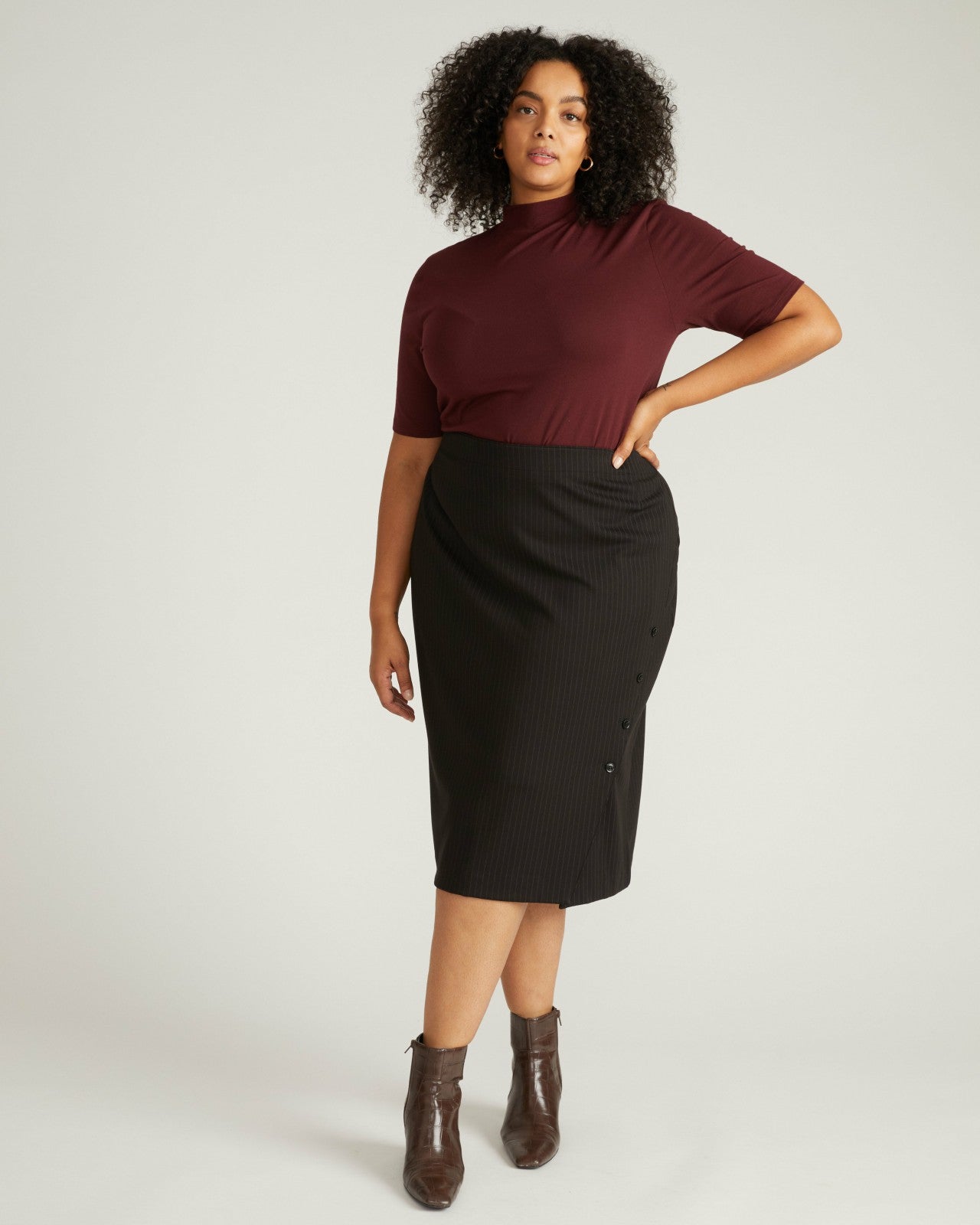 Universal Standard Anya Ponte Skirt - Slate Pinstripe