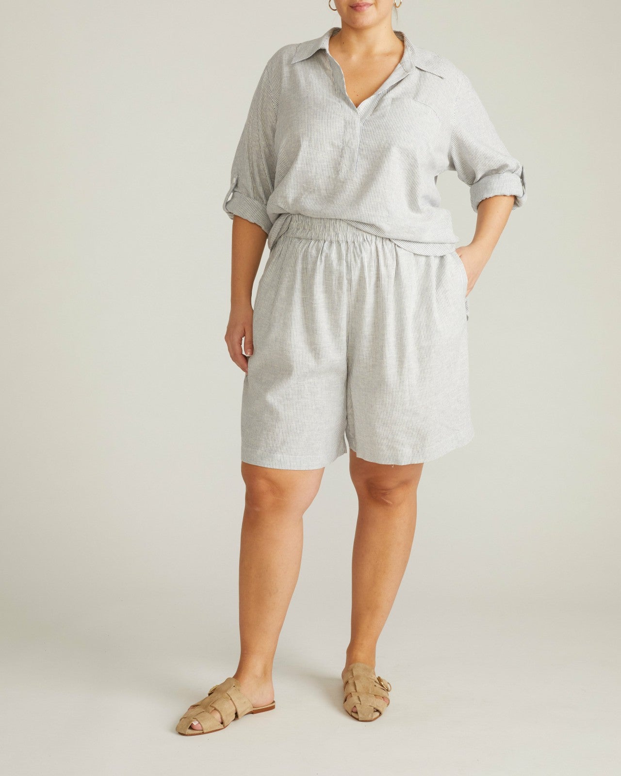 Universal Standard Juniper Linen Blend Easy Pull-On Shorts - Beach Stripe