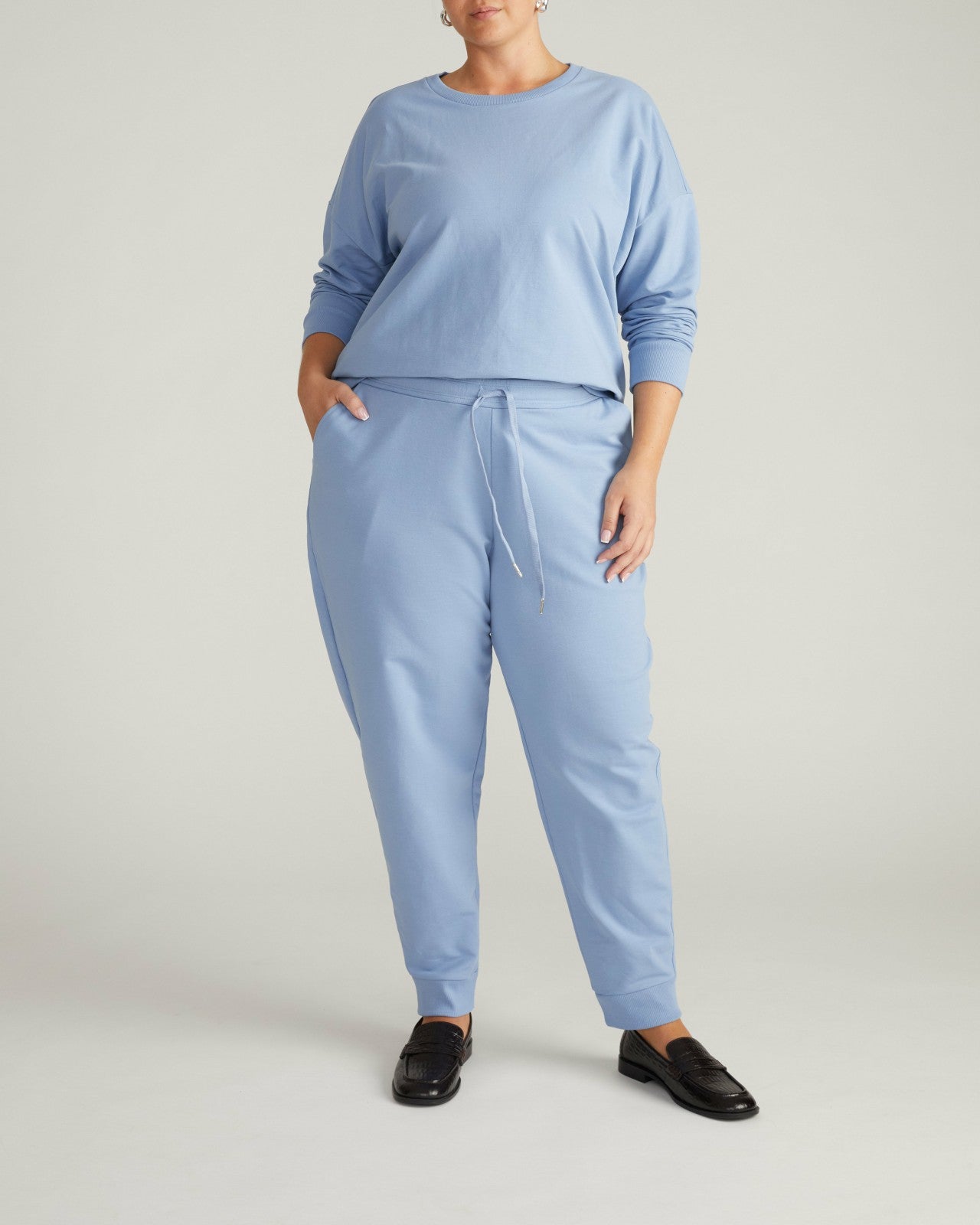 Universal Standard Selma French Terry Jogger - Graceful Blue