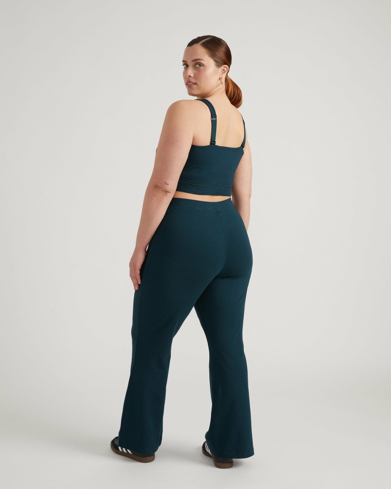 Universal Standard Roya Bootcut Legging - Deep Sea