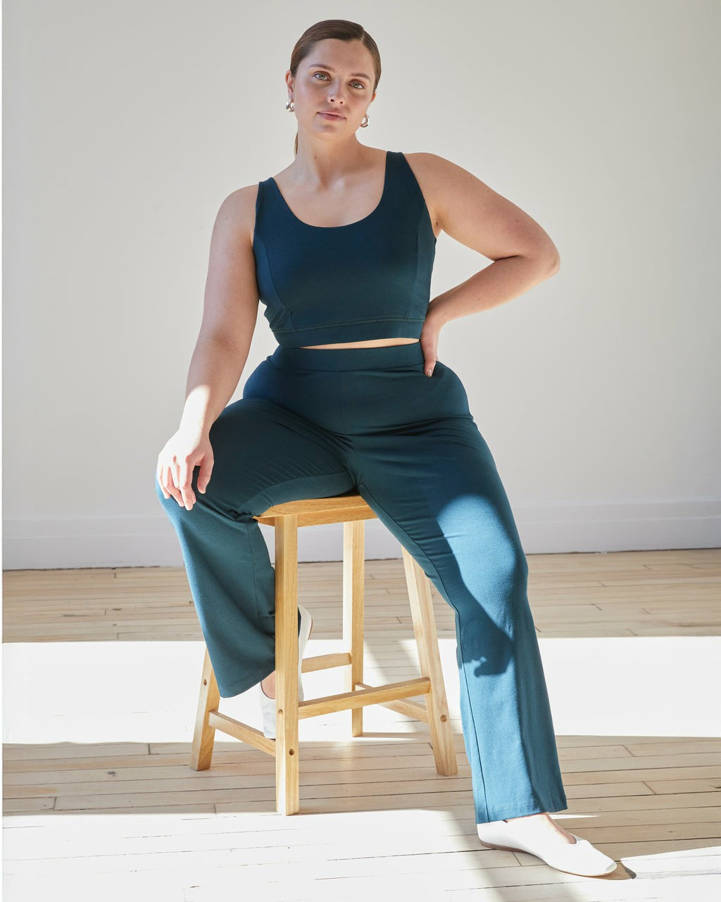 Universal Standard Roya Bootcut Legging - Deep Sea