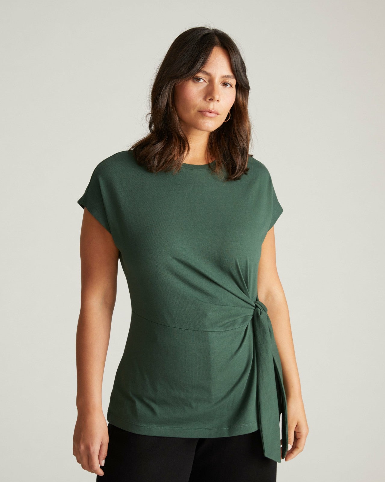 Universal Standard Crescent Breton Stripe Knot Tee - Solid Conifer