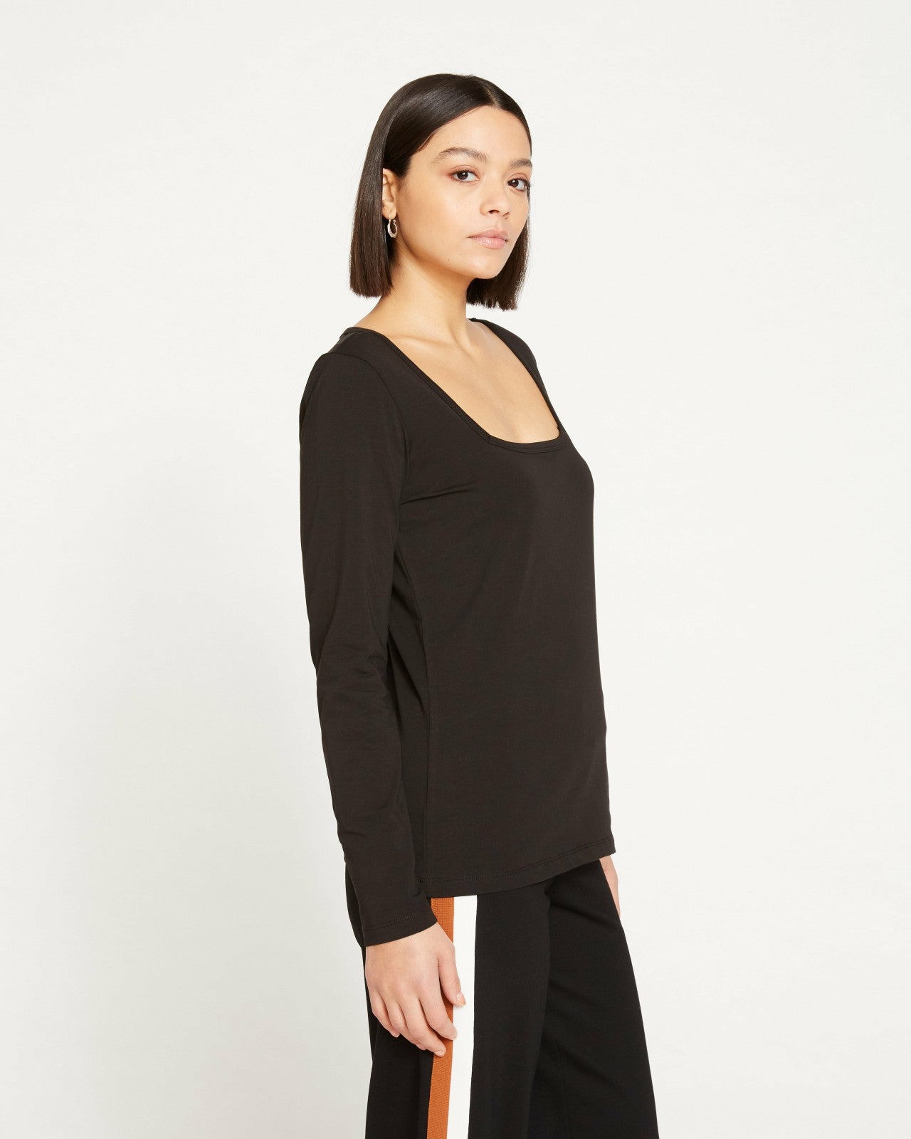 Universal Standard Long Sleeve Square Neck Tee - Black