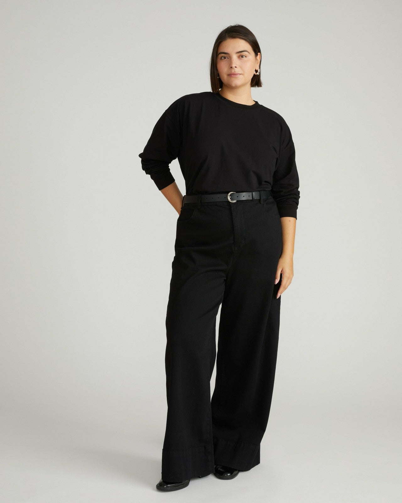 Universal Standard Long Sleeve Relaxed Tee - Black
