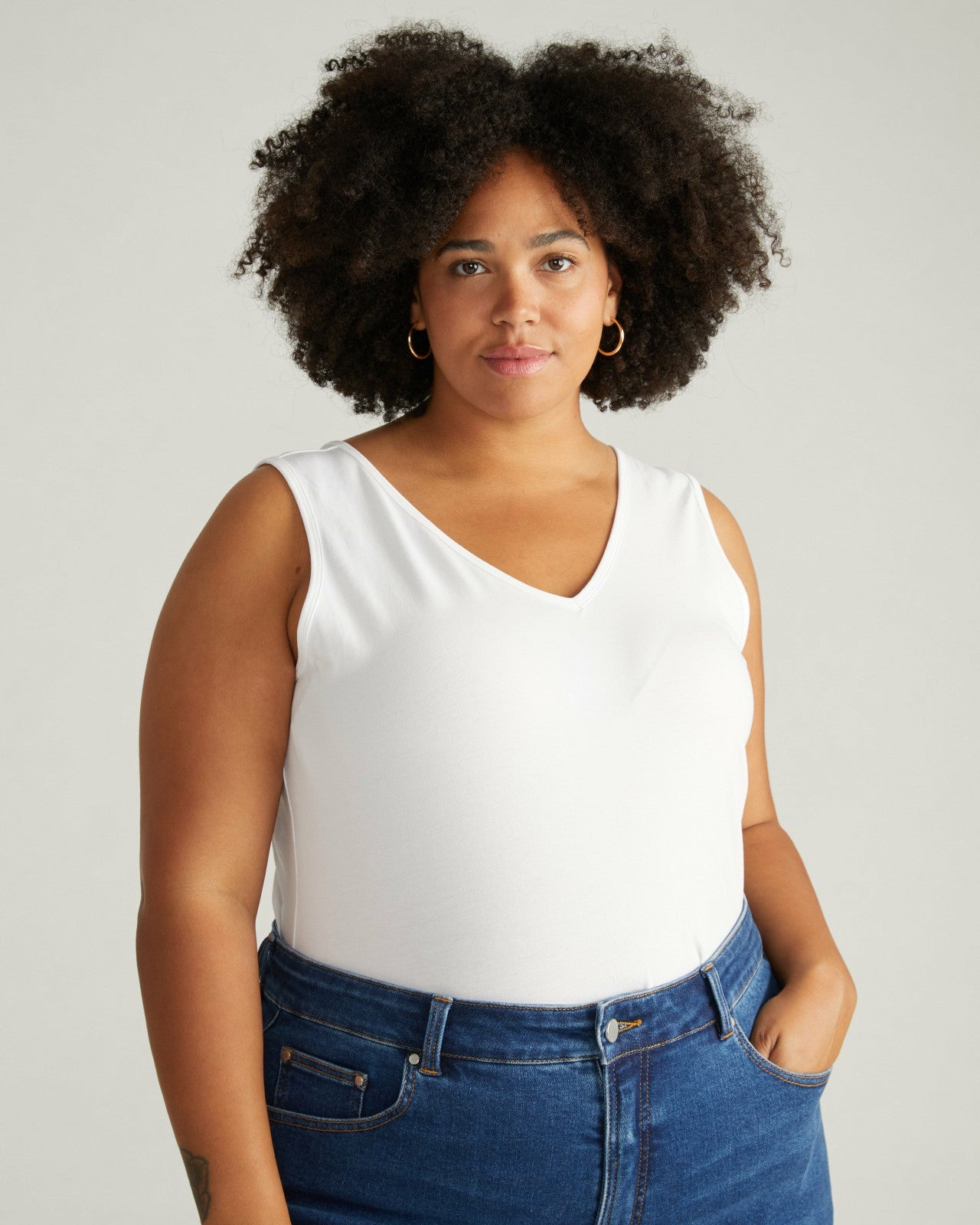 Universal Standard Double V Tank - White