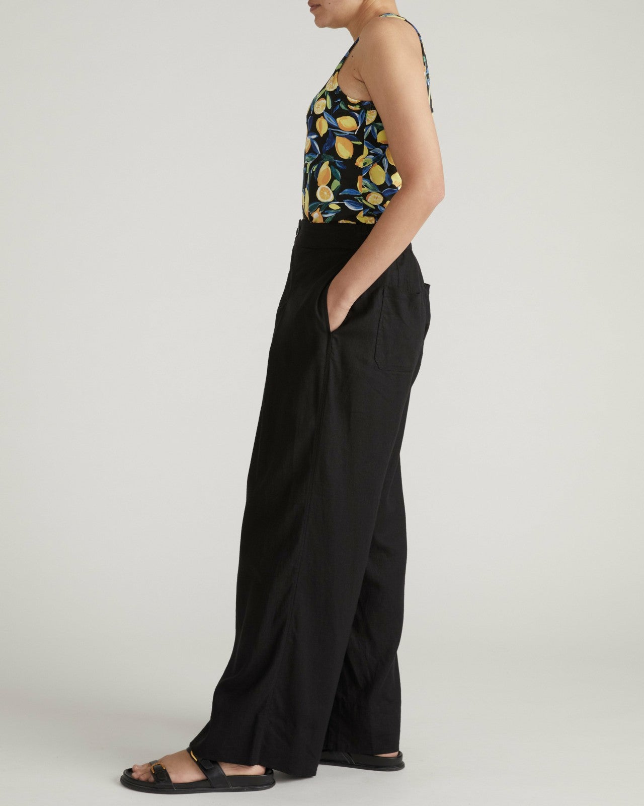 Universal Standard Cai High Neck Tank - Black Limoncello Print