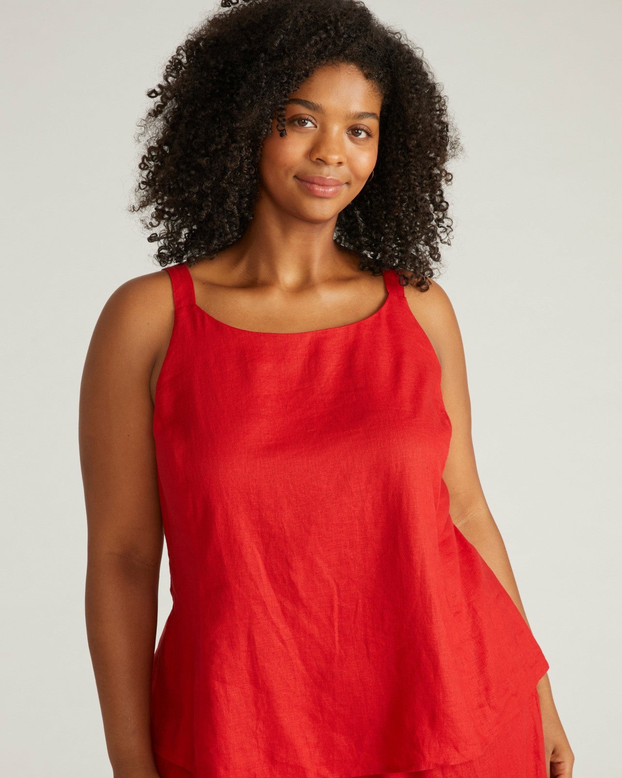 Universal Standard Kuki Sleeveless Linen Blend Top - Ruby Red