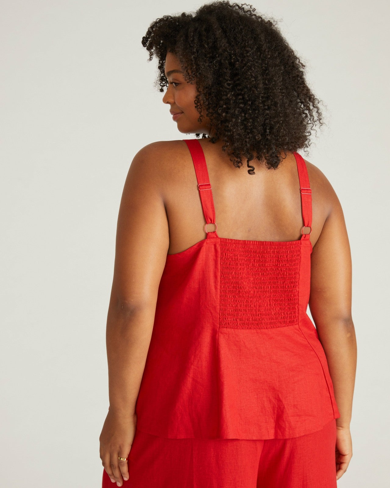 Universal Standard Kuki Sleeveless Linen Blend Top - Ruby Red