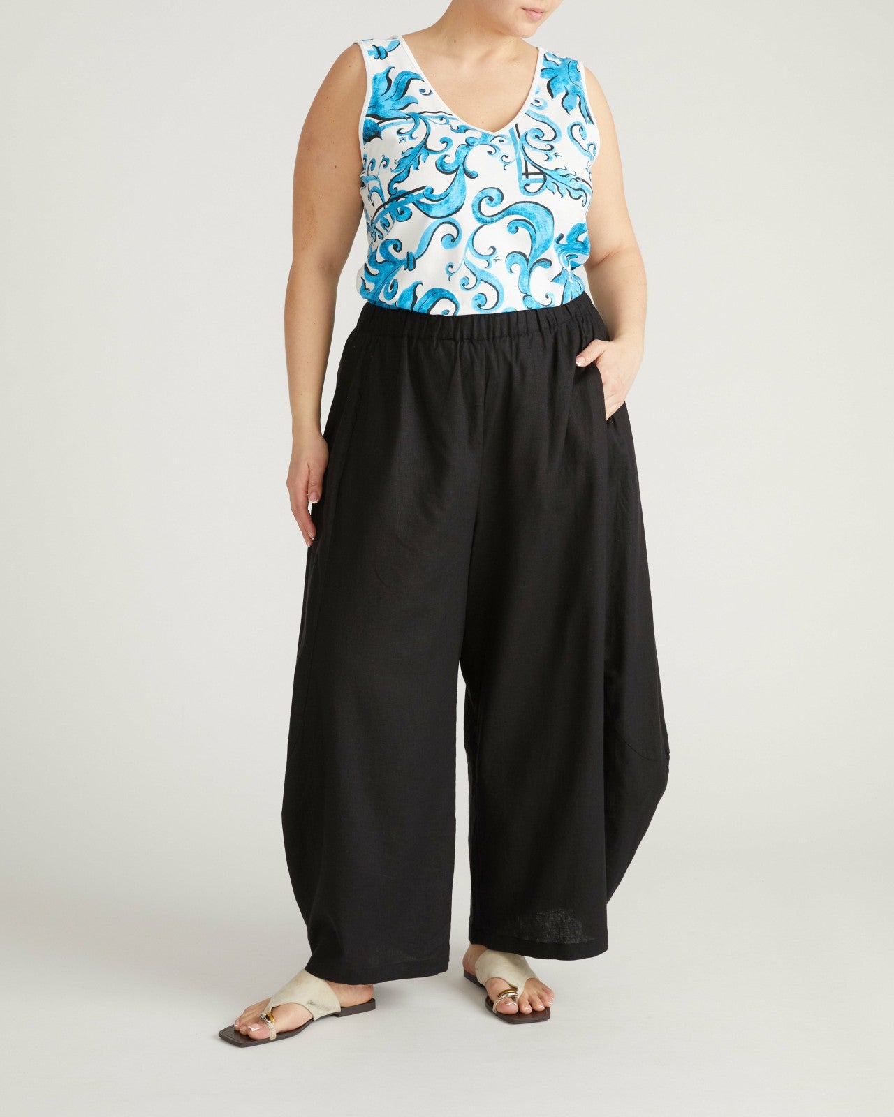 Universal Standard Double V Tank - Blue Majolica Print