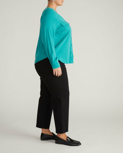 Universal Standard Cooling Stretch Cupro Button-Down Blouse - Green Tourmaline
