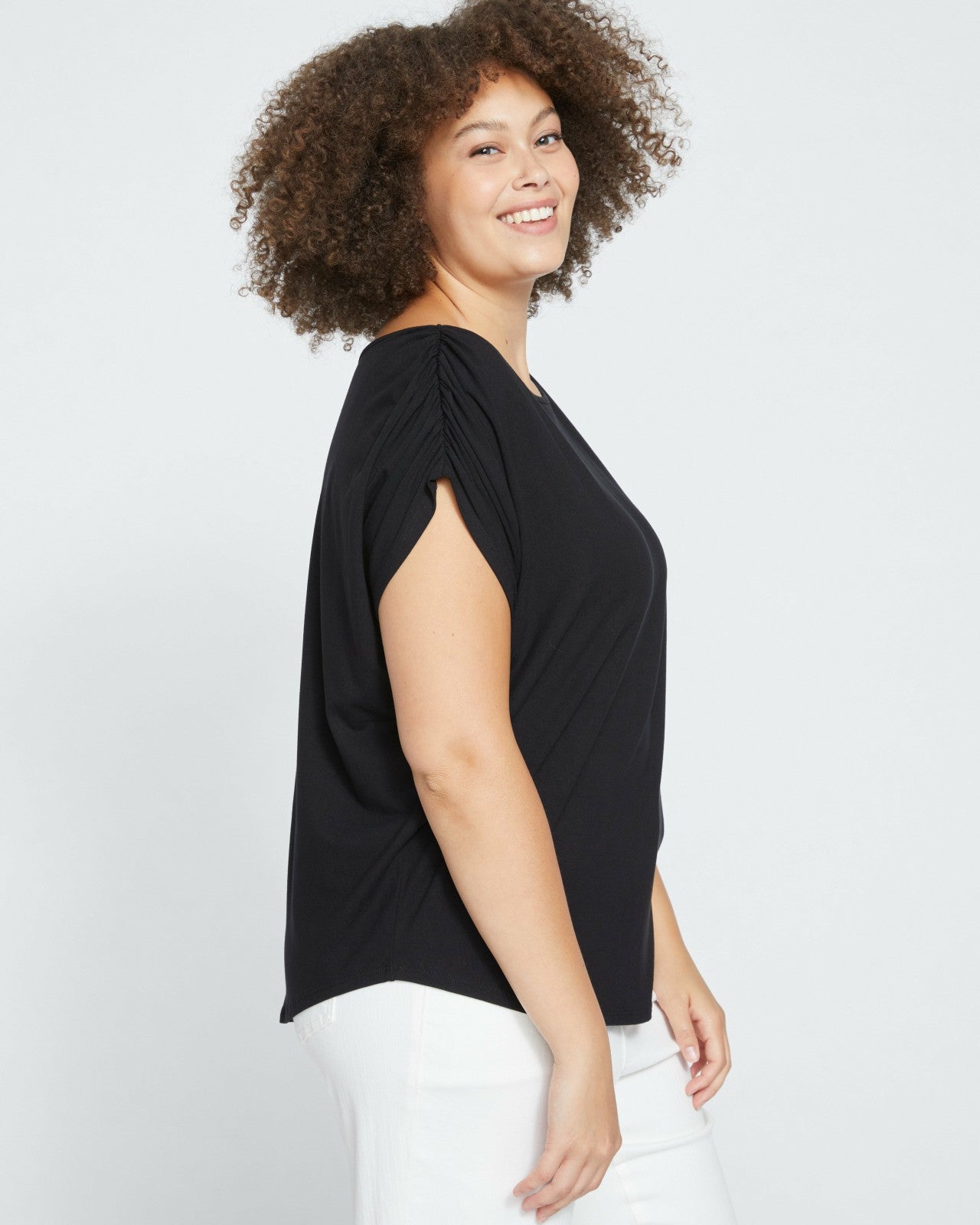 Universal Standard Helena Divine Jersey Gathered Tee - Black