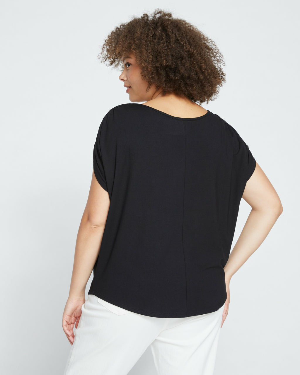 Universal Standard Helena Divine Jersey Gathered Tee - Black