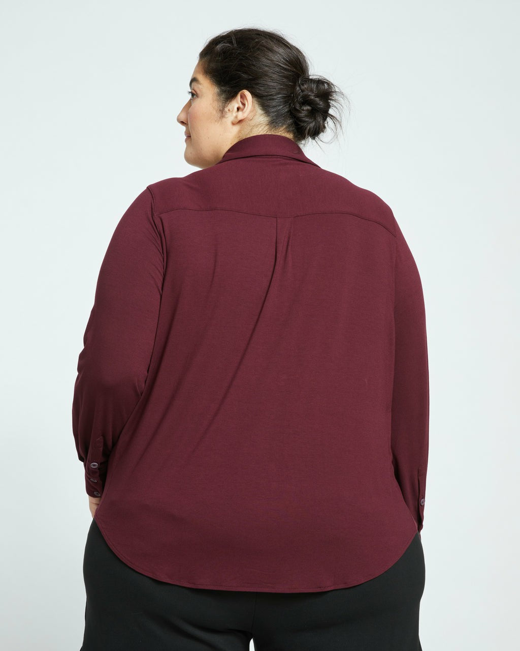 Universal Standard Elbe Popover Liquid Jersey Shirt Classic Fit - Black Cherry