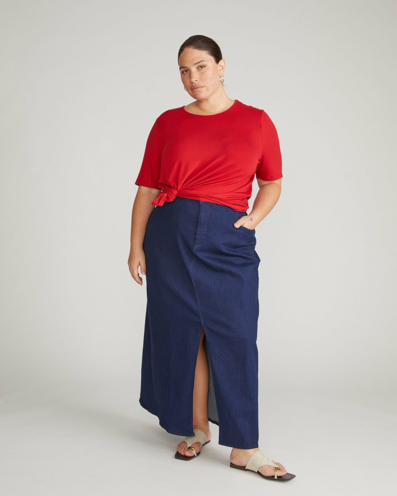 Universal Standard Lily Liquid Jersey Crew Neck Stovepipe Tee - New York Red
