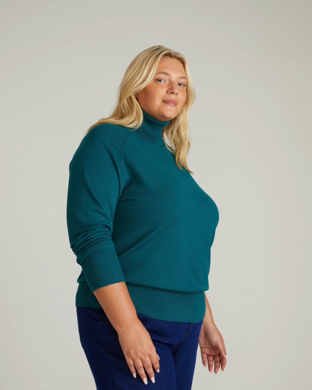 Universal Standard Renee Savvy Fine Knit Raglan Turtleneck - Botanic