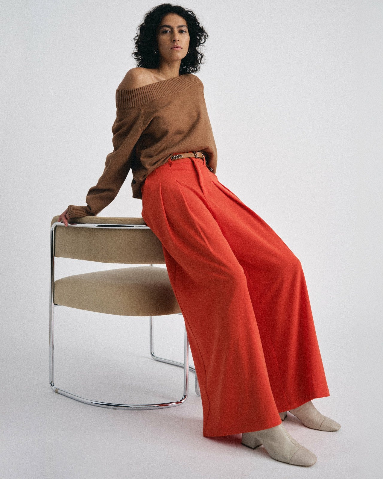 Universal Standard Noomi Cold Shoulder Sweater - Classic Camel