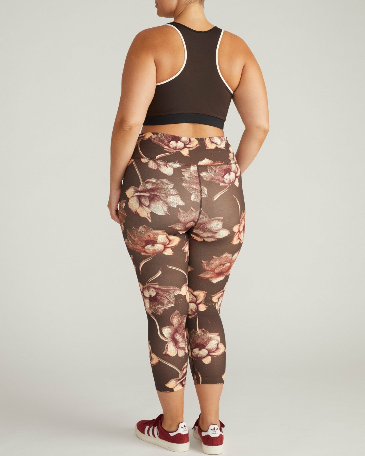 Universal Standard Next-to-Naked Racerback Sports Bra - Deep Brown/Dove Wing Trim