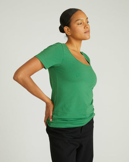 Universal Standard Scoop Neck Tee - Clover