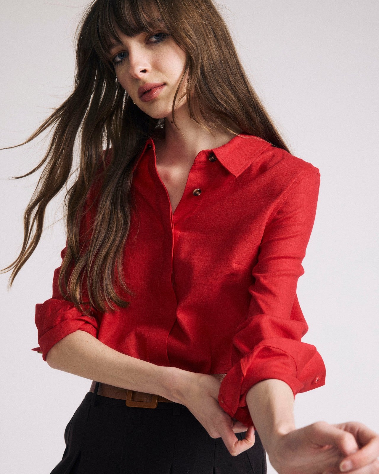 Universal Standard Elbe Stretch Linen Blend Shirt - Brilliant Red