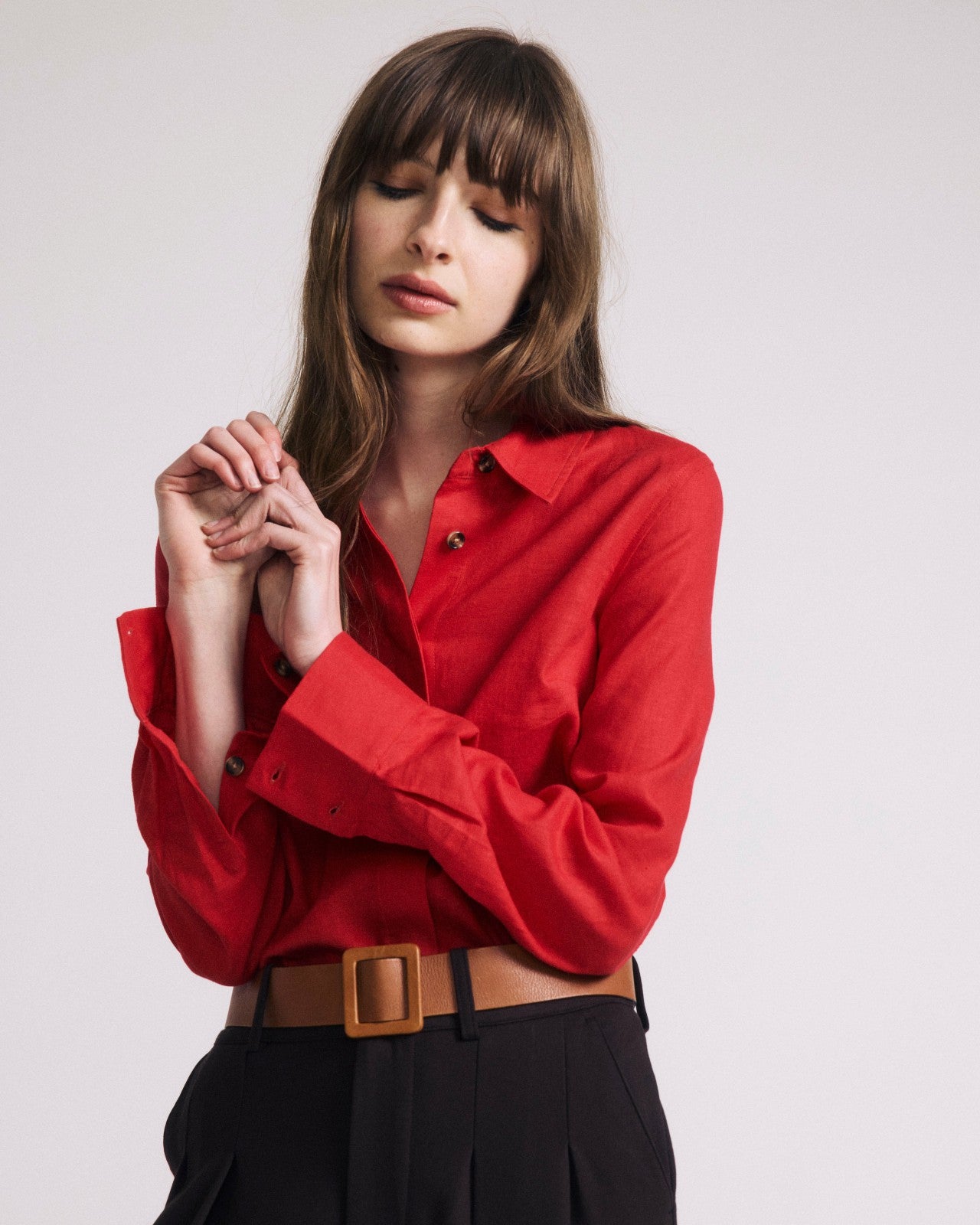 Universal Standard Elbe Stretch Linen Blend Shirt - Brilliant Red