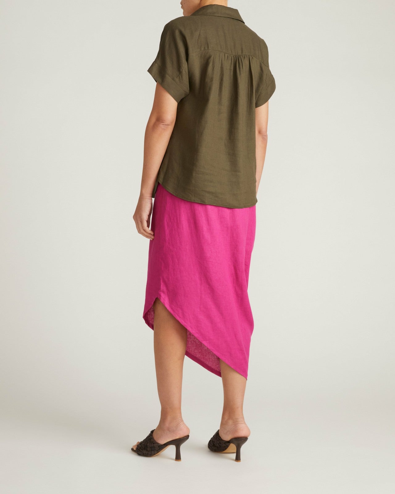 Universal Standard Sandy Short Sleeve Stretch Linen Blend Shirt - Camo