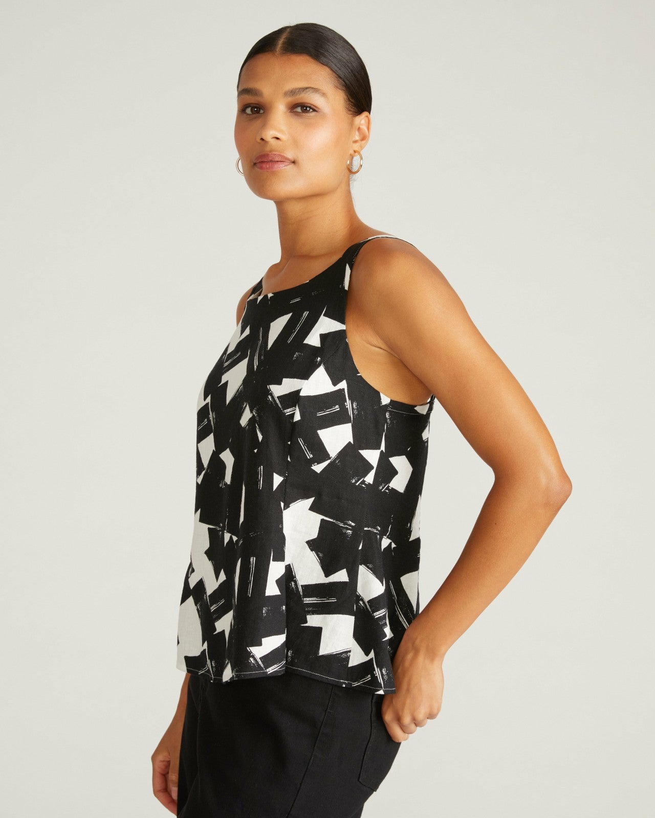 Universal Standard Kuki Sleeveless Linen Blend Top - Santiago Print