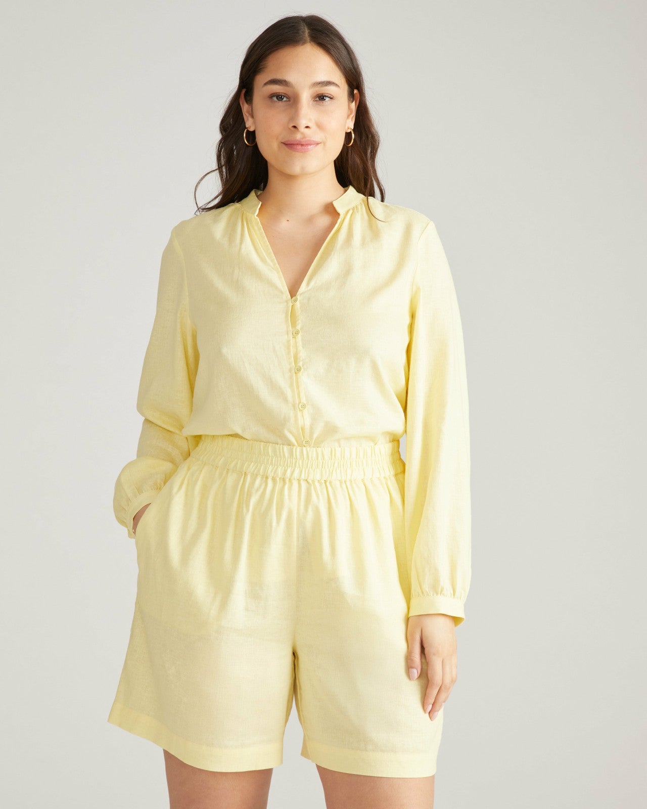 Universal Standard Avalon Linen Blend Blouse - Twinkle