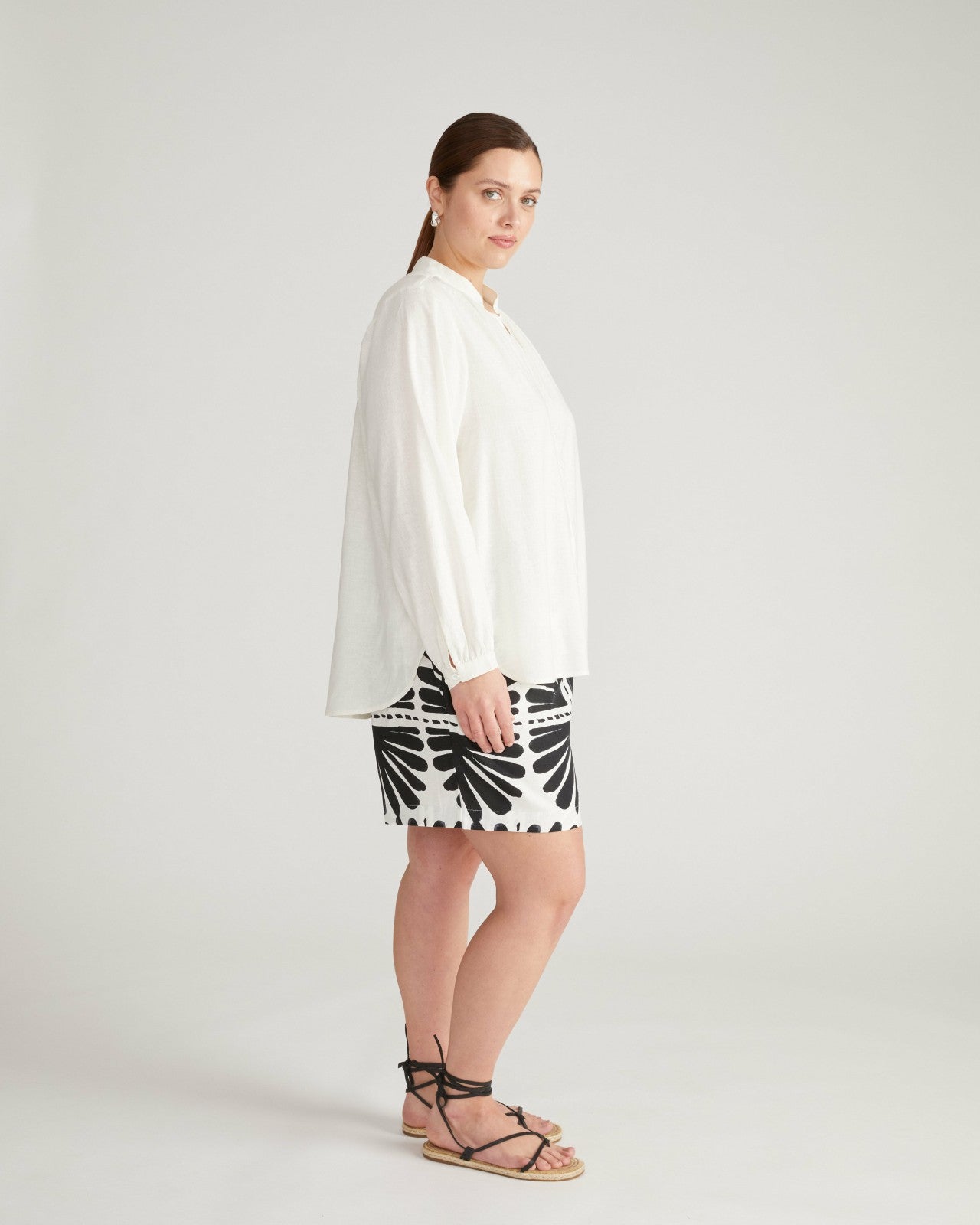 Universal Standard Avalon Linen Blend Blouse - Natural White