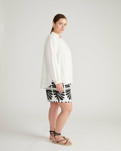 Universal Standard Avalon Linen Blend Blouse - Natural White