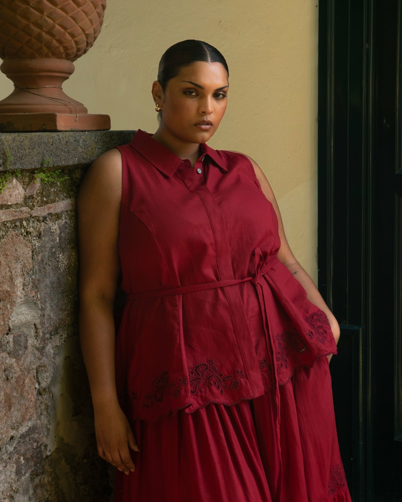 Universal Standard Adelaide Embroidered Sleeveless Linen Blend Shirt - Vibrant Red