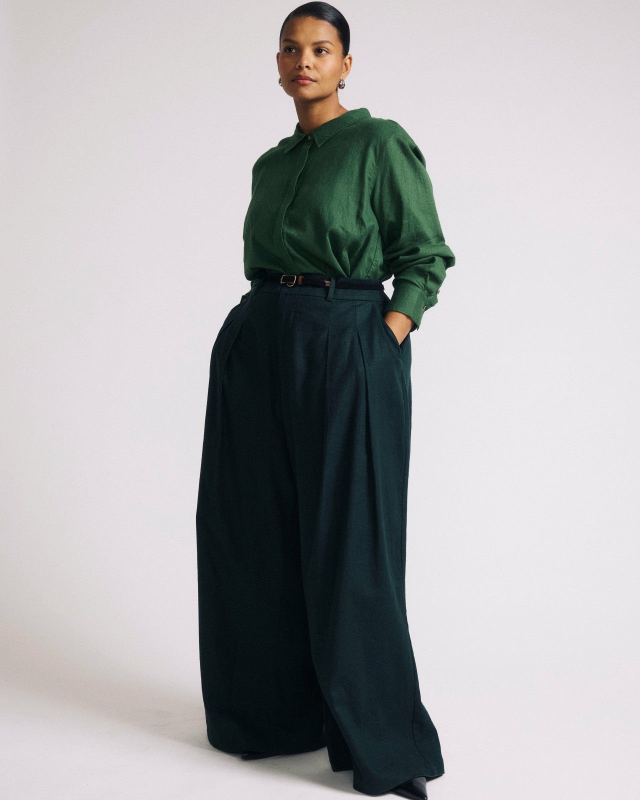 Universal Standard Palais Stretch Linen Blend Wide Leg Pant - Forest Green