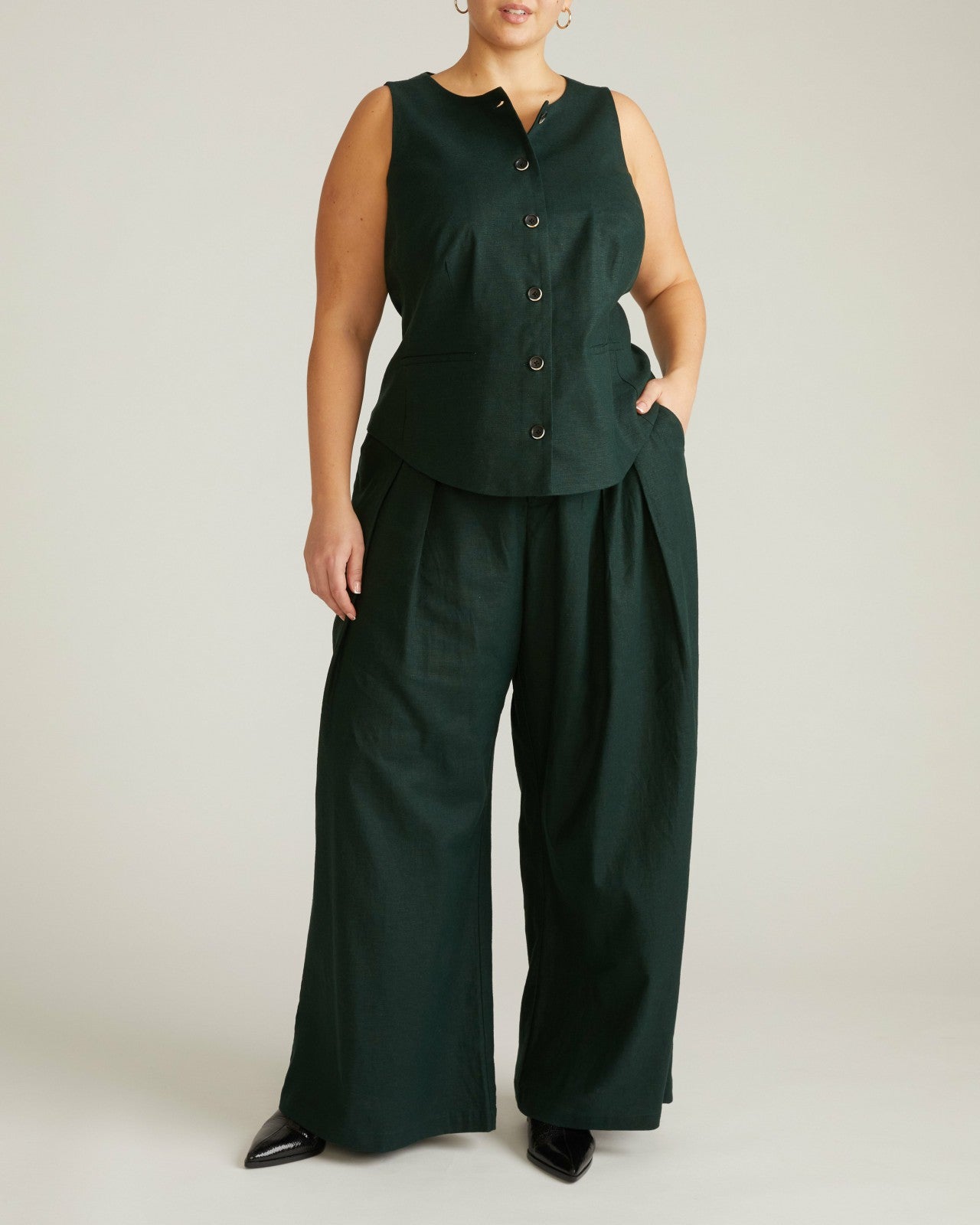 Universal Standard Palais Stretch Linen Blend Wide Leg Pant - Forest Green