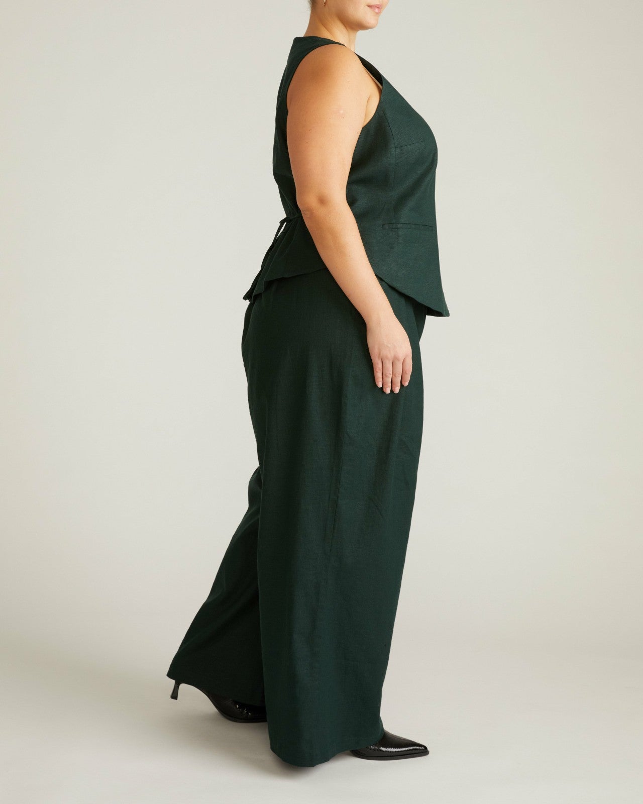 Universal Standard Palais Stretch Linen Blend Wide Leg Pant - Forest Green