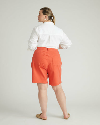 Universal Standard Lou Loose Fit Denim Shorts - Coral Reef