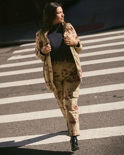 Universal Standard Karlee Stretch Cotton Twill Cargo Pants - Wild Flower Bouquet Print