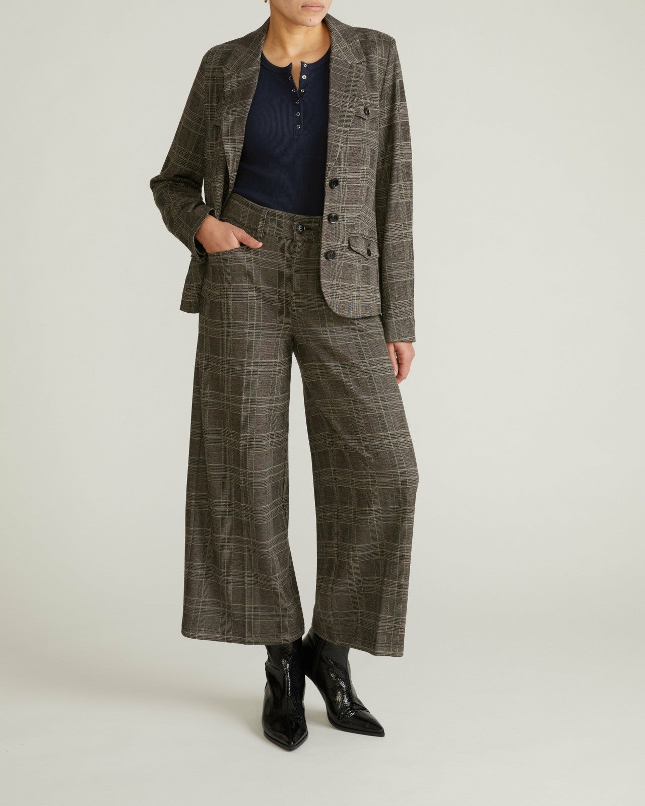 Universal Standard Cropped Wide Leg Ponte Pants - British Plaid