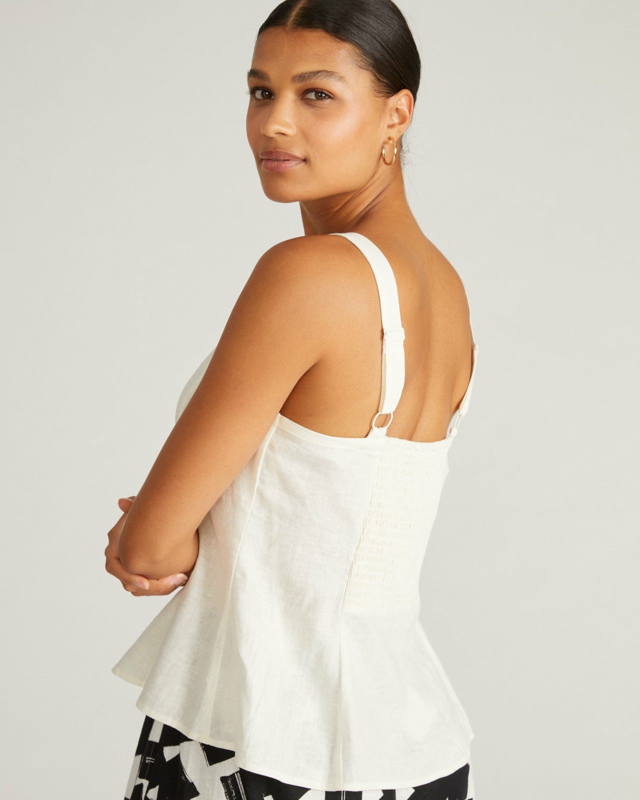 Universal Standard Kuki Sleeveless Linen Blend Top - Natural White