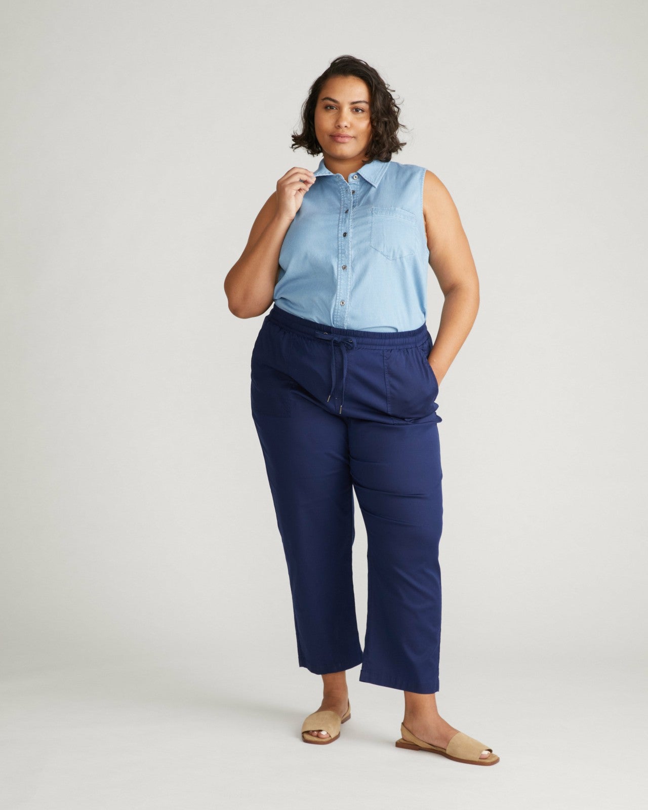 Universal Standard Perfect Tencel Chambray Sleeveless Shirt - Morning Blue