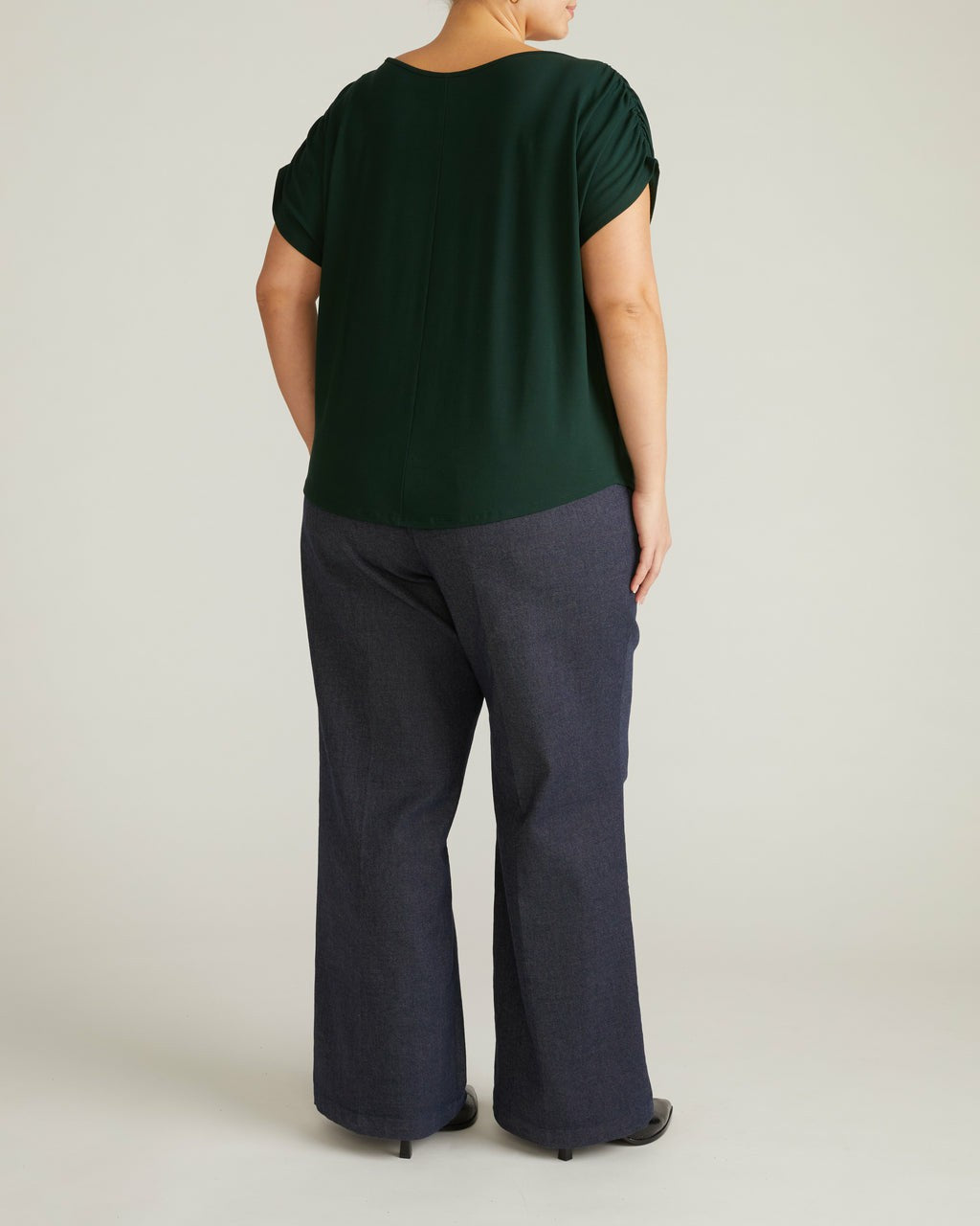 Universal Standard Helena Divine Jersey Gathered Tee - Forest Green