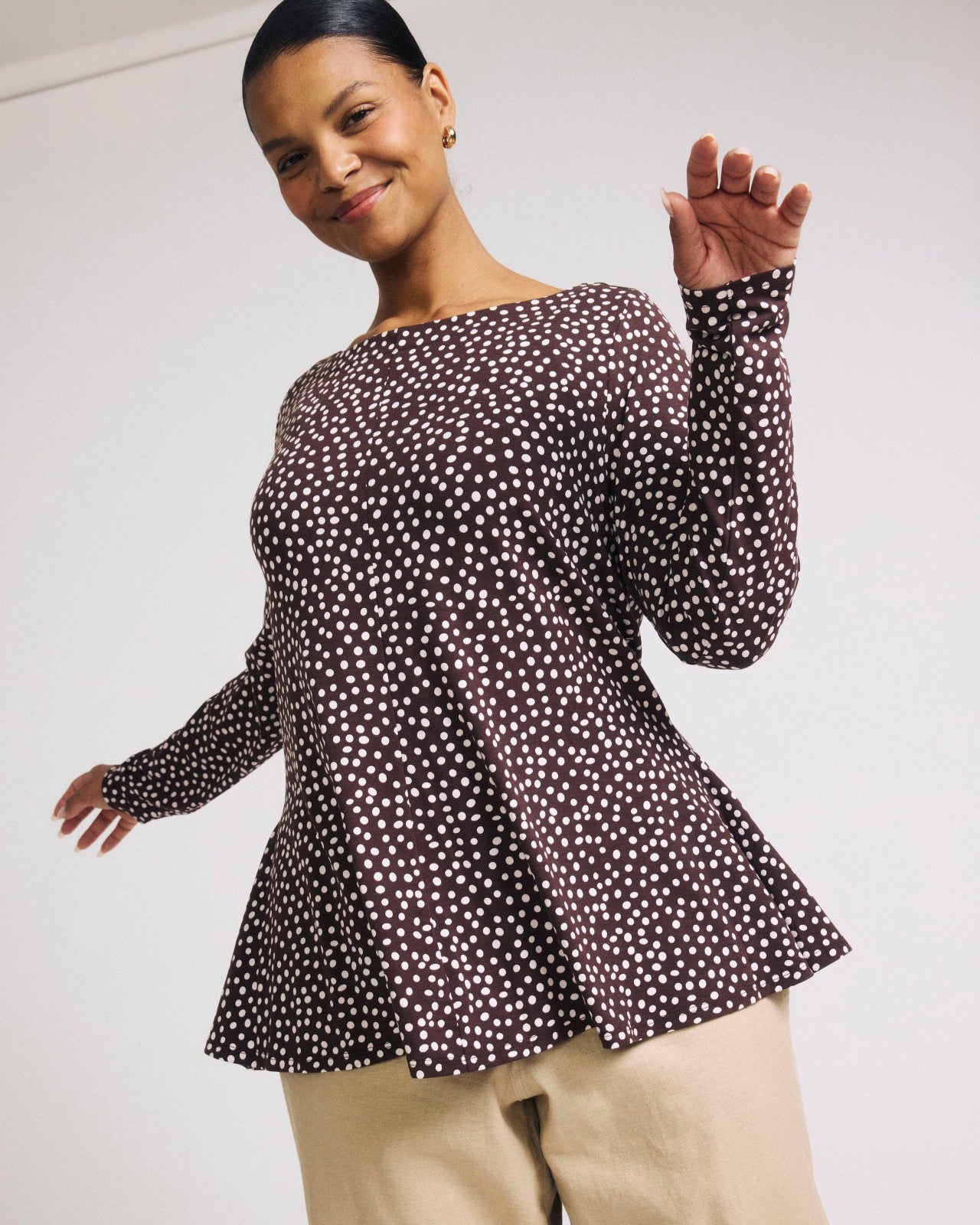 Universal Standard Cassandra Divine Jersey Top - Brown/White Dot Print