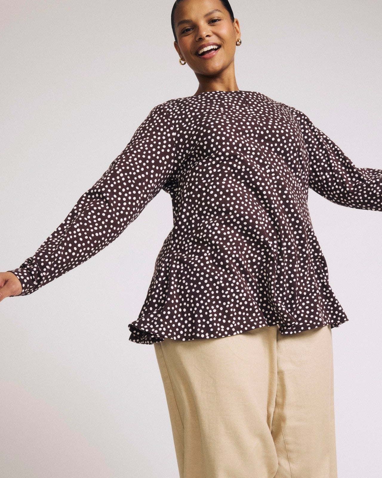 Universal Standard Cassandra Divine Jersey Top - Brown/White Dot Print