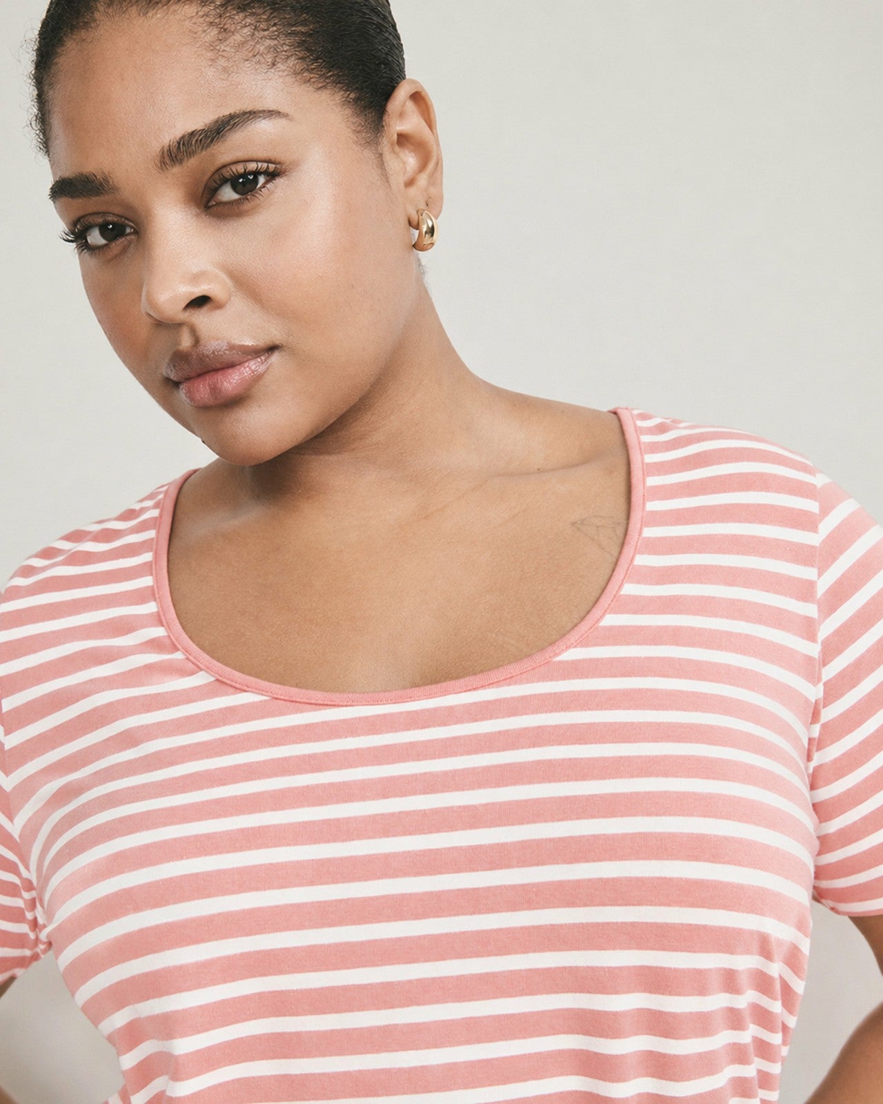 Universal Standard Scoop Neck Tee - Portrait Pink/White Stripe