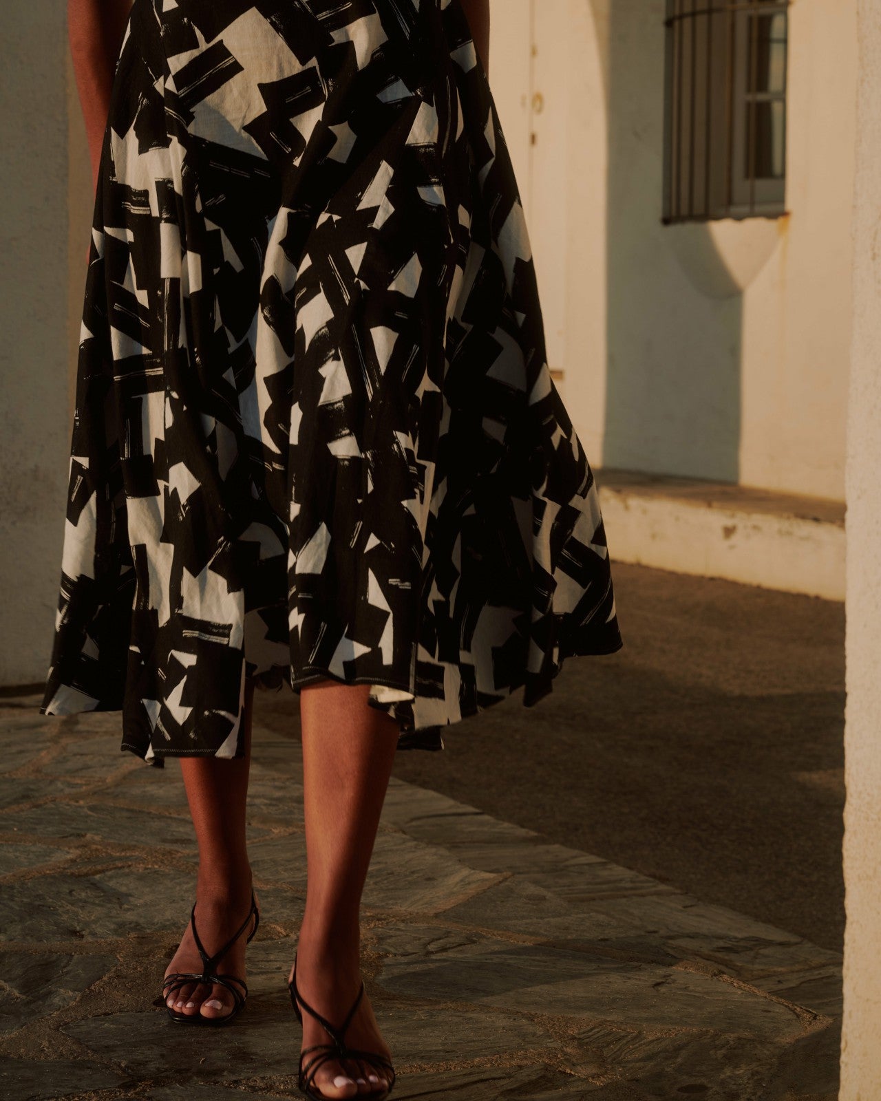 Universal Standard Sunshower Flowy Linen Blend Dress - Santiago Print