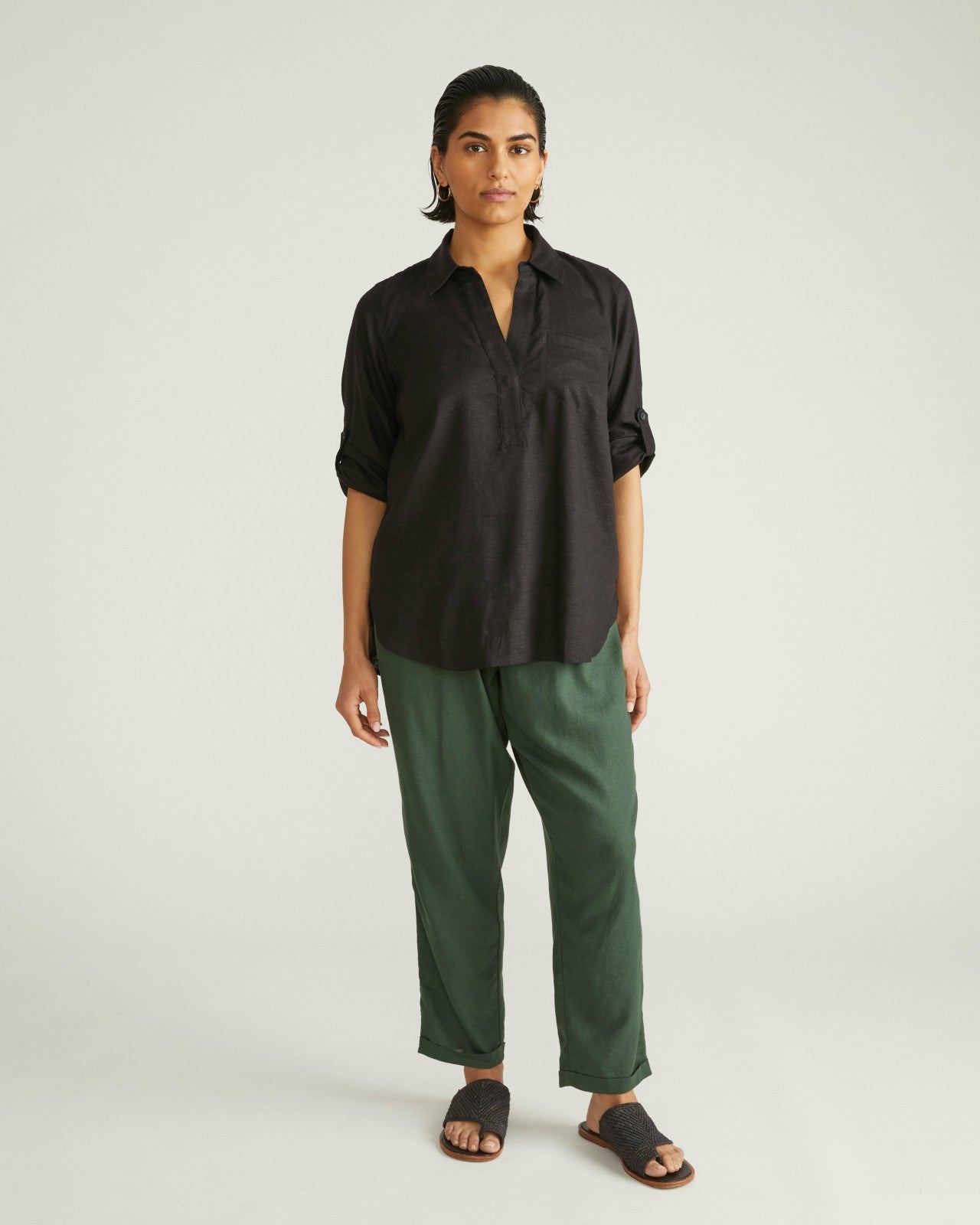 Universal Standard Button Back Linen Blend Polo Shirt - Black