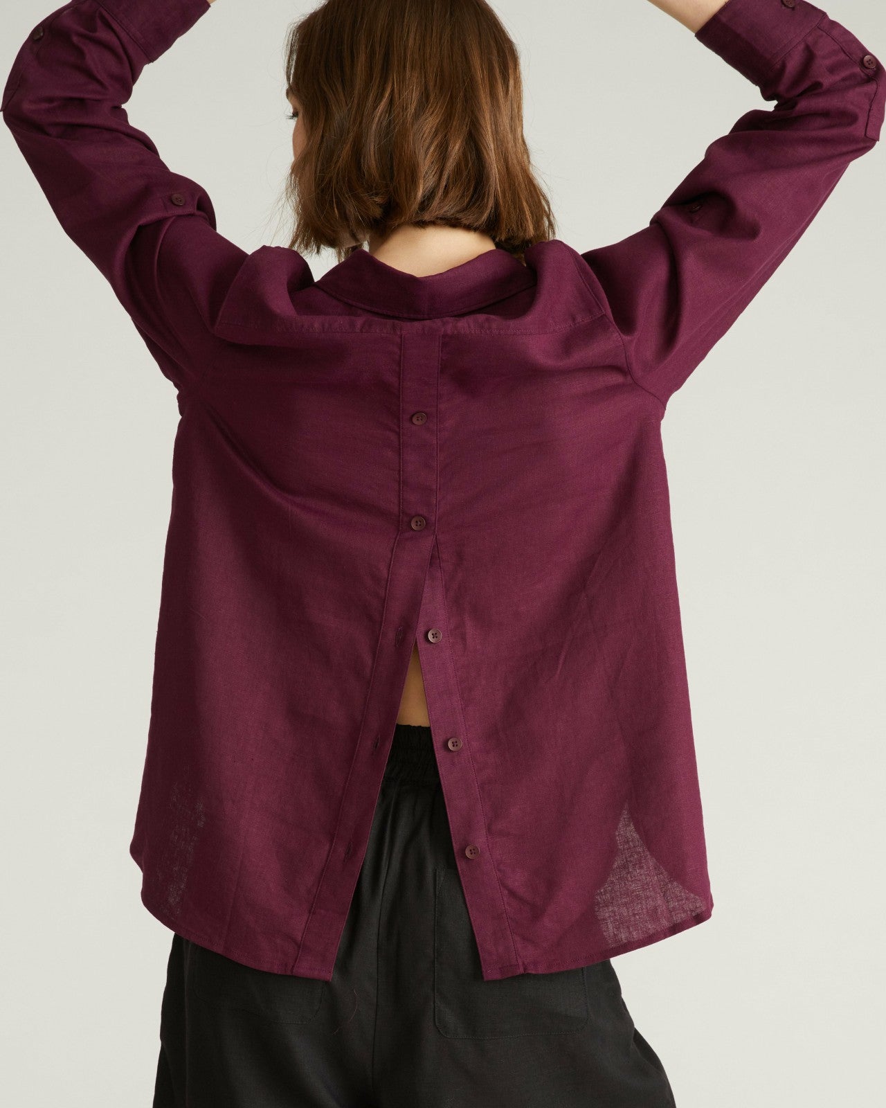 Universal Standard Button Back Linen Blend Polo Shirt - Acai