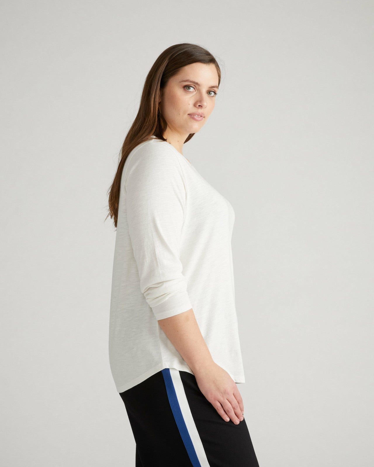 Universal Standard Light-As-Air Long Sleeve Crew Neck Tee - Vapor